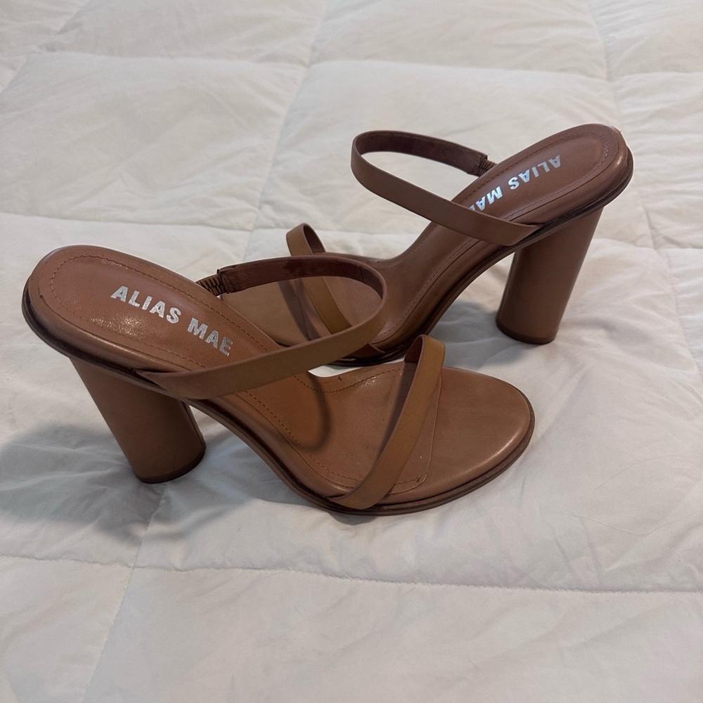 Alias Mae Nude Sandal Heel - Picture 3 of 5